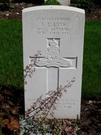 Klagenfurt War Cemetery - Lyle, Albert Edward